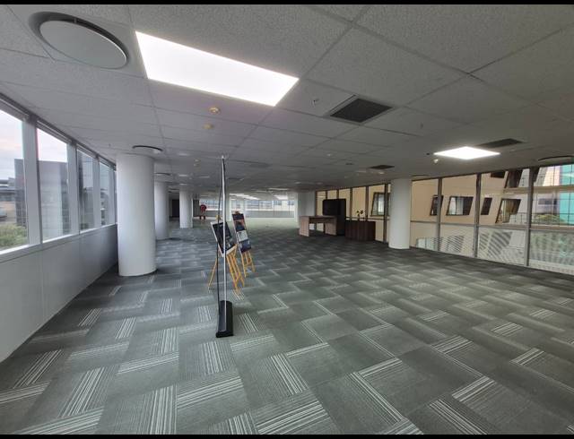779M² OFFICE TO LET IN SANDTON CENTRAL